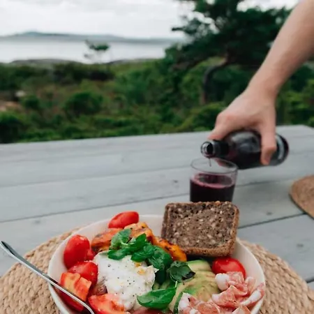 With Sea View Near Preikestolen 度假居 Idse